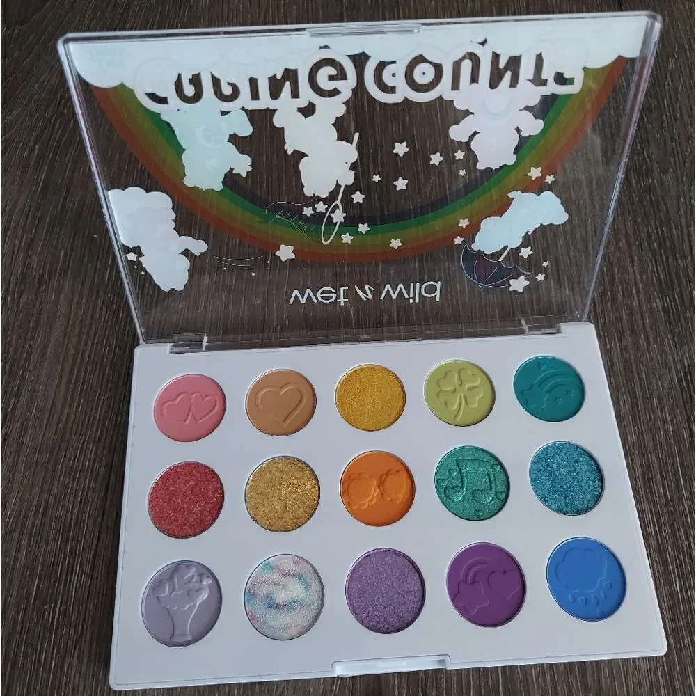 CARE BEARS x Wet N Wild Care Bears Eyeshadow Palette - Caring Counts